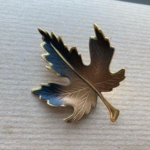 Vintage Leaf Brooch